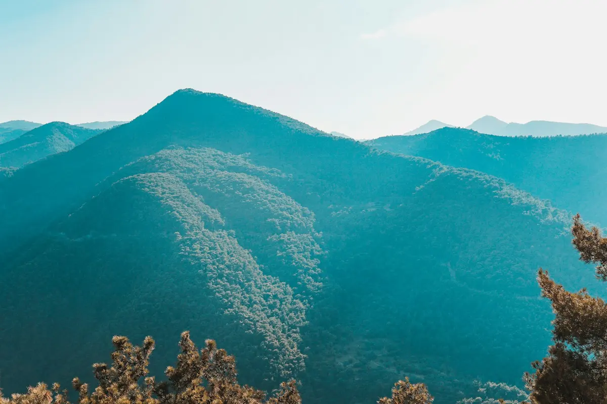 山景與晴空